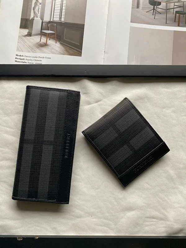 All categories Burberry wallet (Burberry) Burberry 610