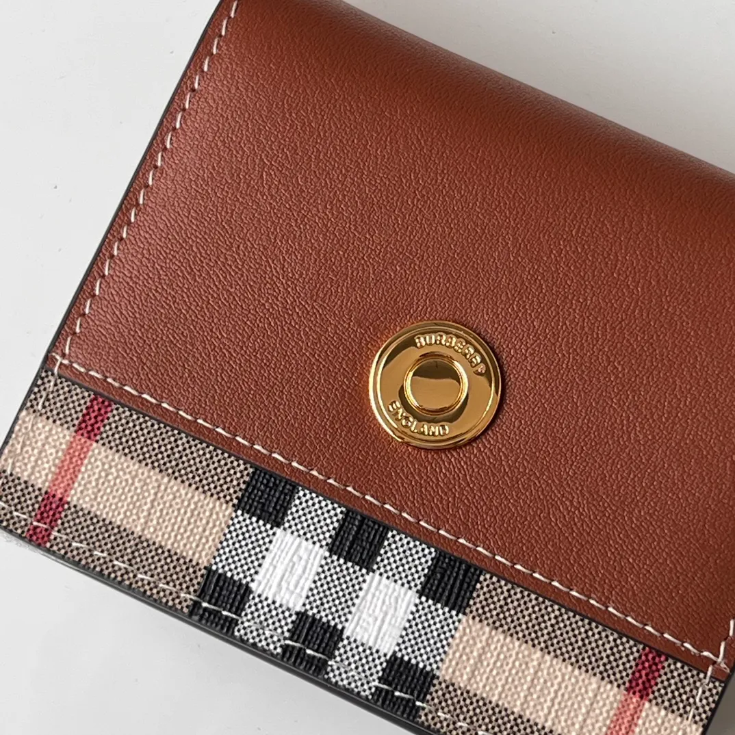 All categories Burberry wallet (Burberry) Burberry 80622861