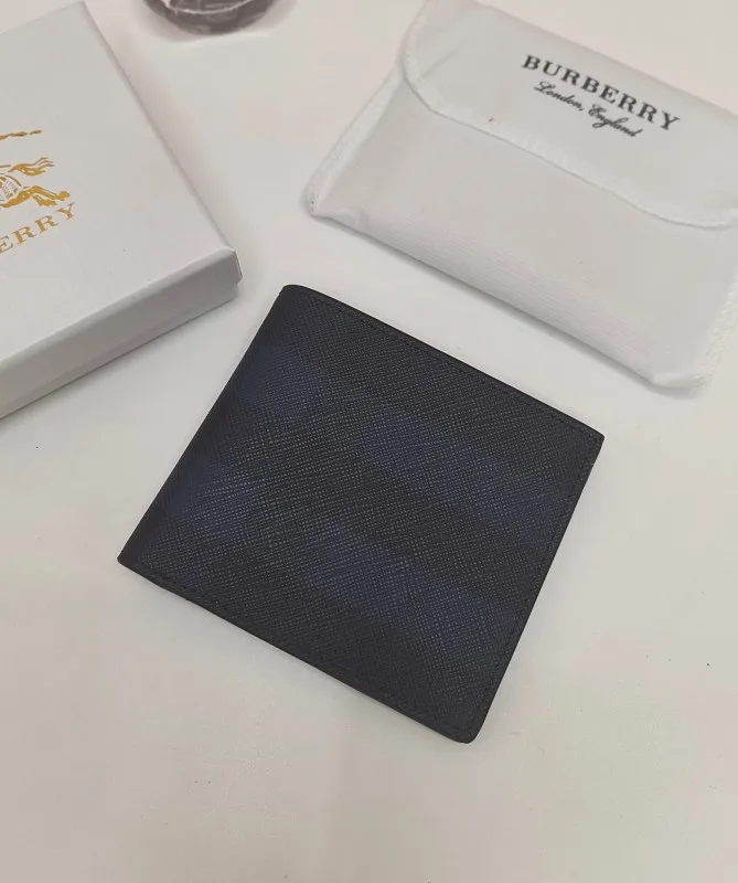 All categories Burberry wallet (Burberry) Burberry 527-1