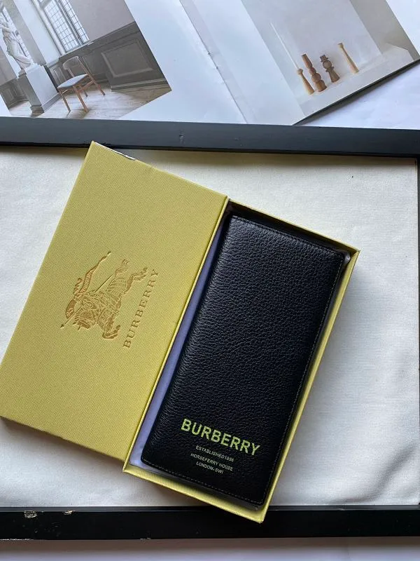 All categories Burberry wallet (Burberry) Burberry 616