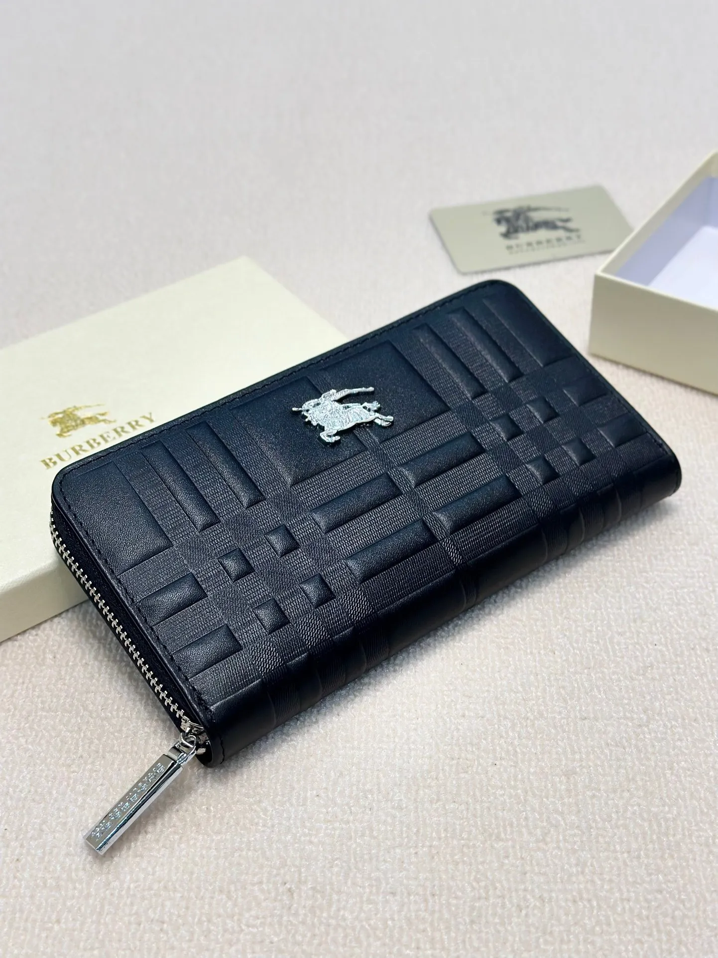 All categories Burberry wallet (Burberry) Burberry 2010
