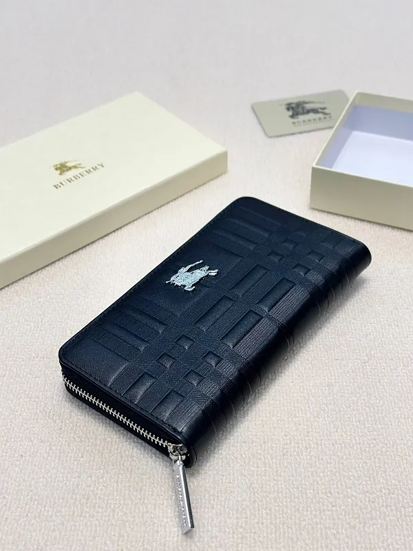 All categories Burberry wallet (Burberry) Burberry 2010