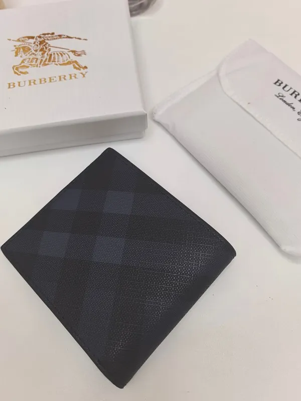 All categories Burberry wallet (Burberry) Burberry 530-1