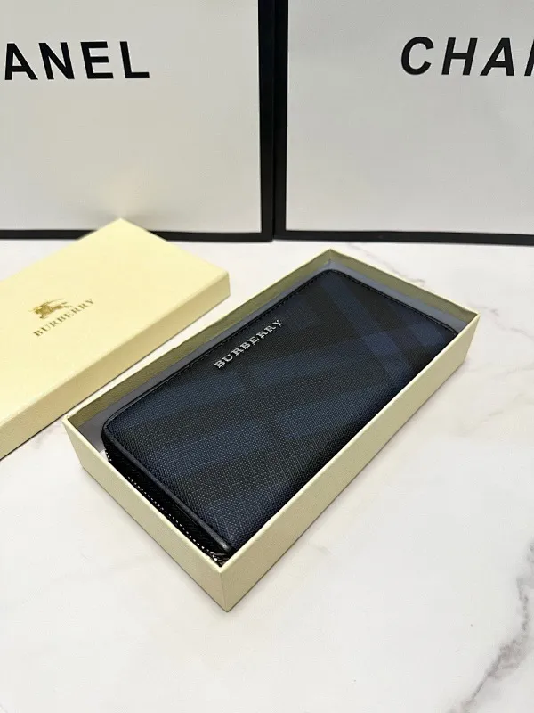 All categories Burberry wallet (Burberry) Burberry 2010