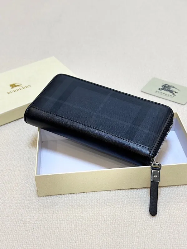 All categories Burberry wallet (Burberry) Burberry 2010