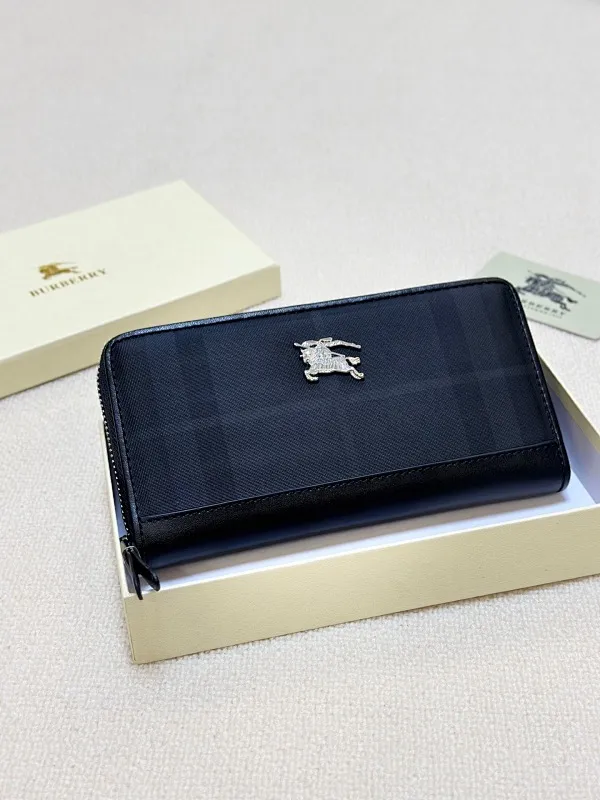 All categories Burberry wallet (Burberry) Burberry 2010