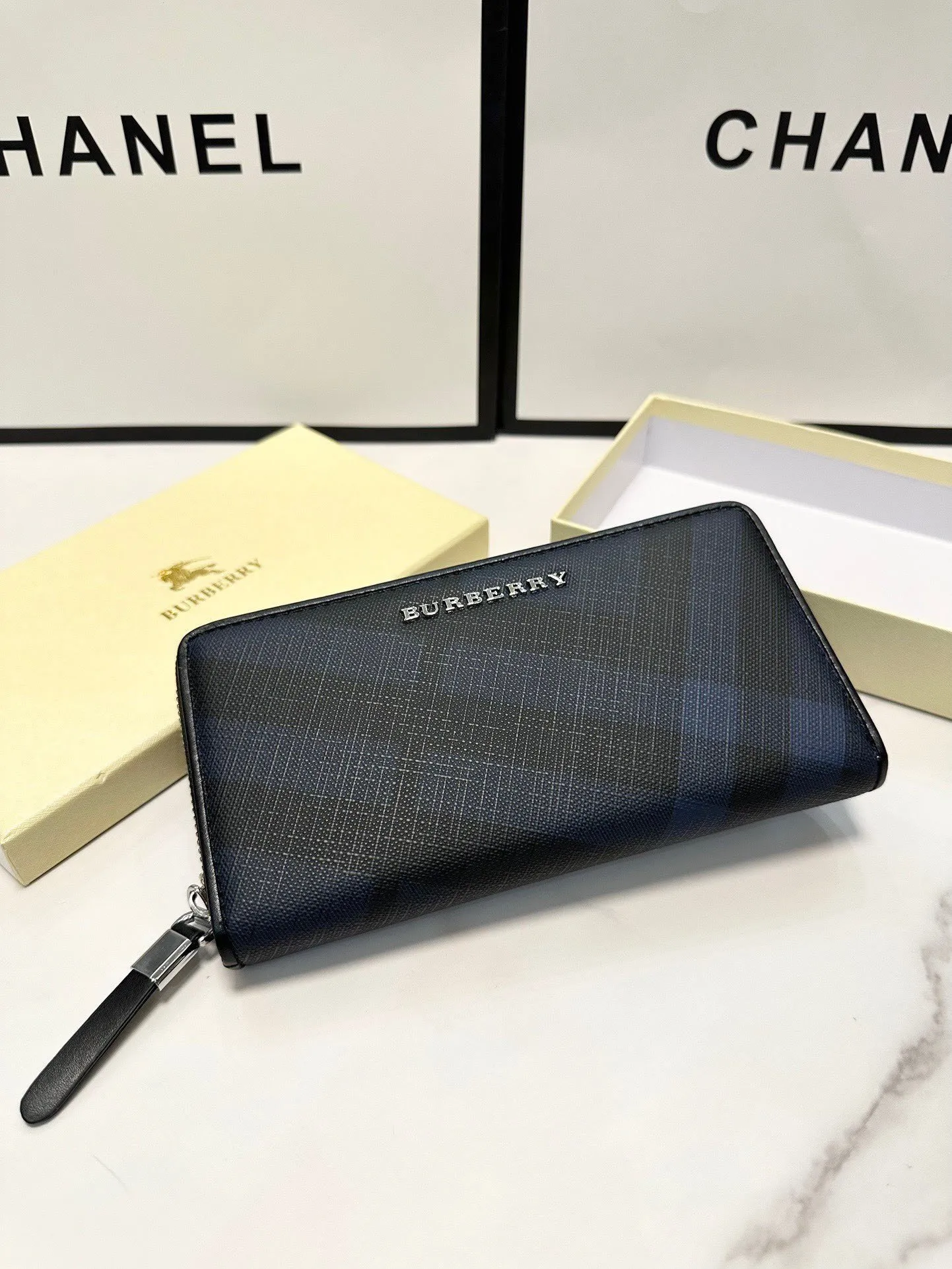 All categories Burberry wallet (Burberry) Burberry 2010