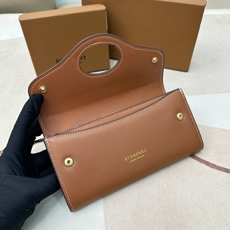 All categories Burberry wallet (Burberry) Burberry 2161