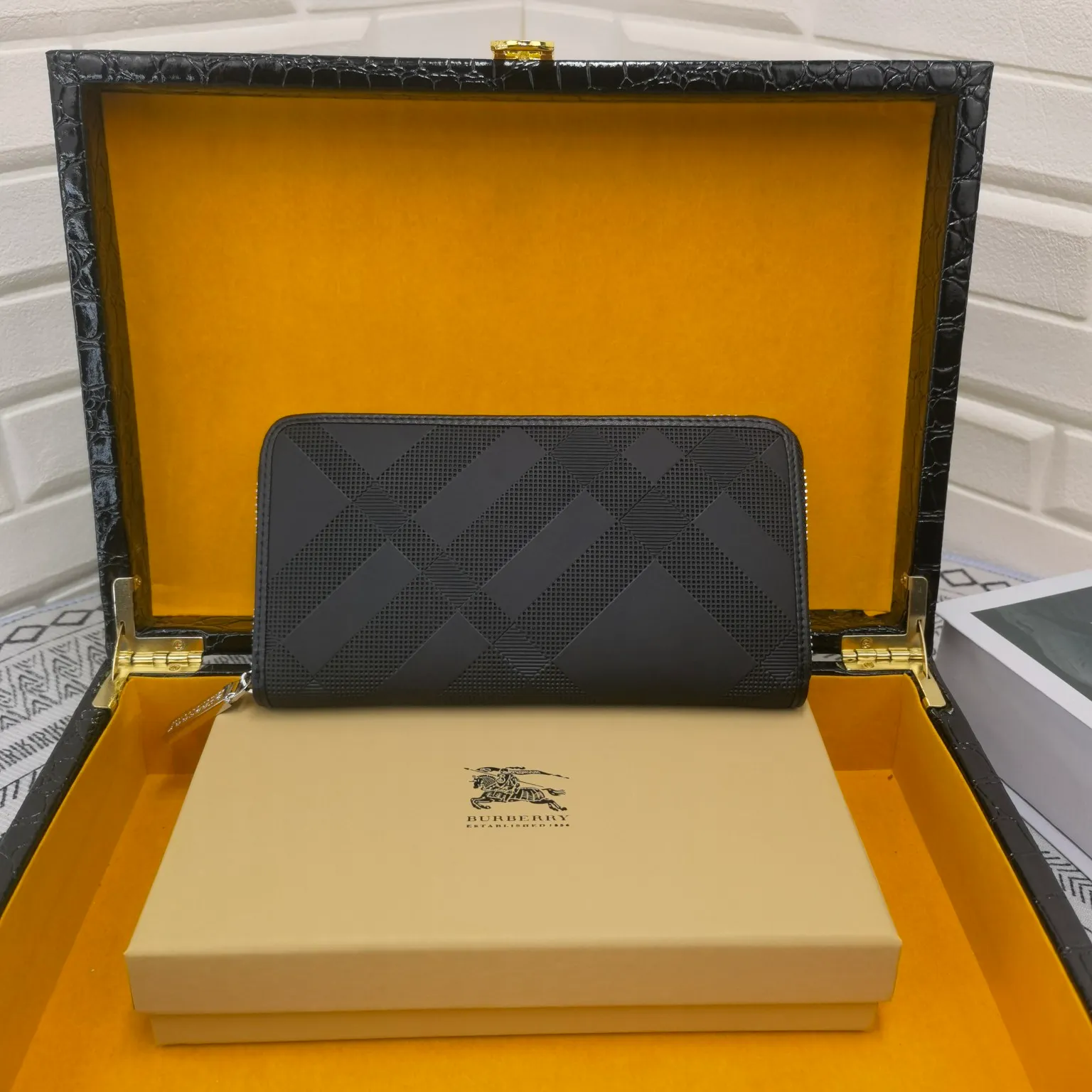All categories Burberry wallet (Burberry) Burberry 6660105