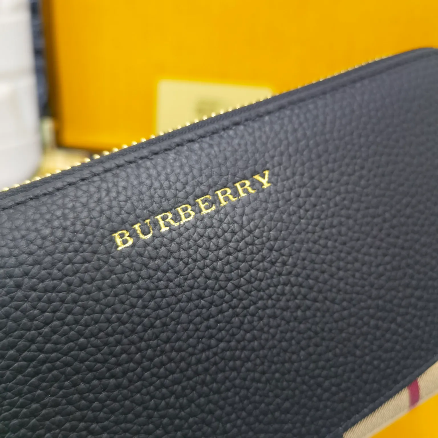 All categories Burberry wallet (Burberry) Burberry 6660101