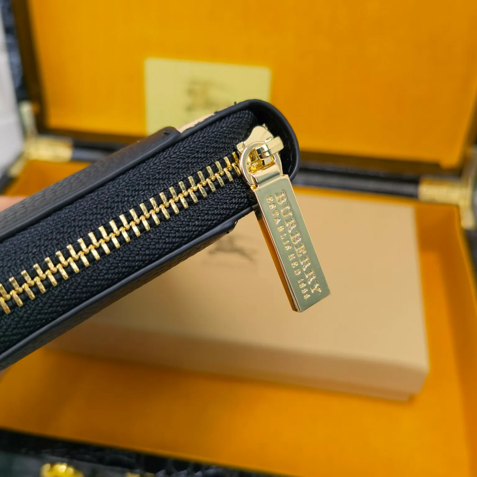 All categories Burberry wallet (Burberry) Burberry 6660101