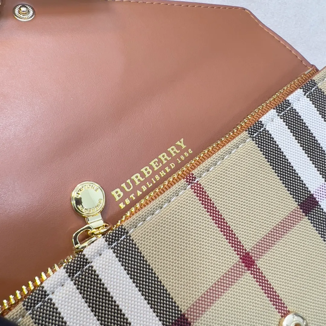 All Categories Burberry Wallet Burberry 1183