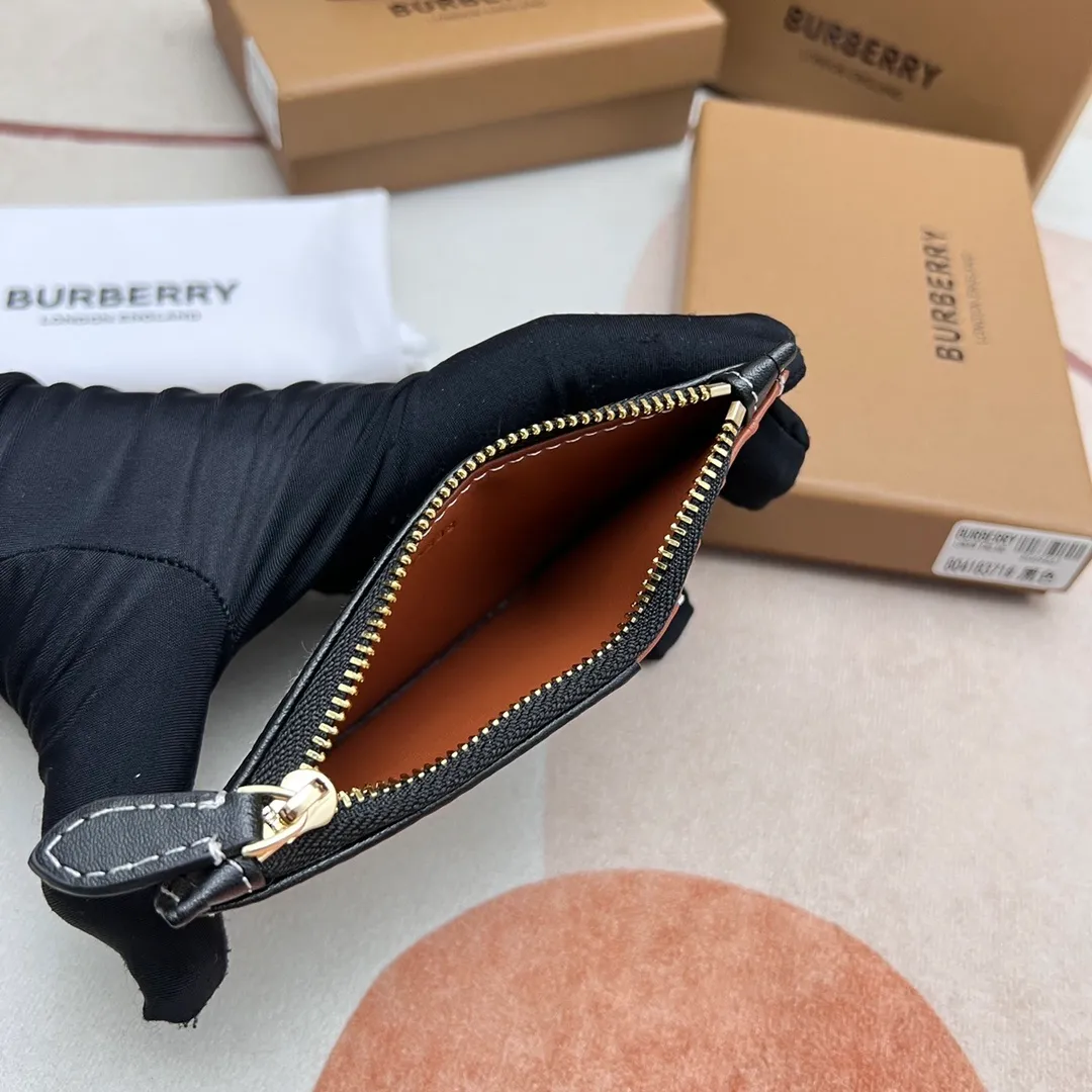 All categories Burberry wallet (Burberry) Burberry 80418371