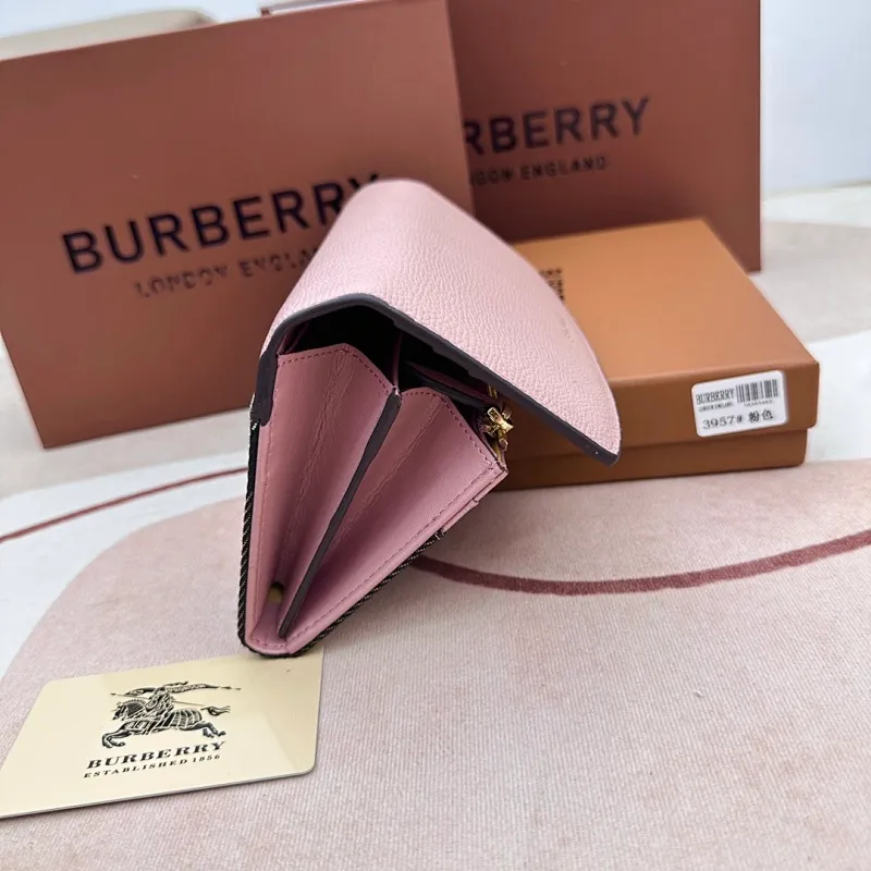 All categories Burberry wallet (Burberry) Burberry 3957