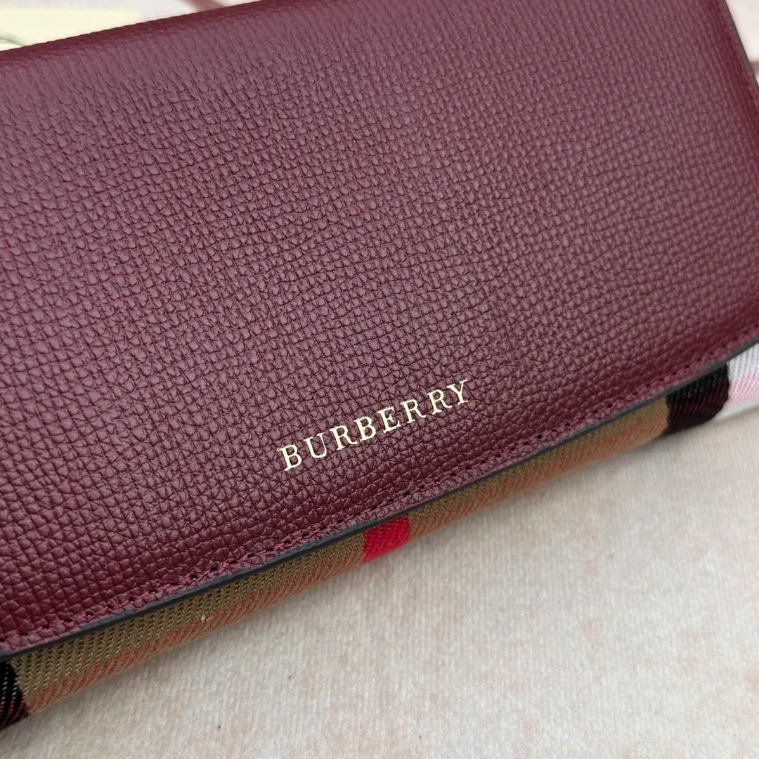 All categories Burberry wallet (Burberry) Burberry 3957
