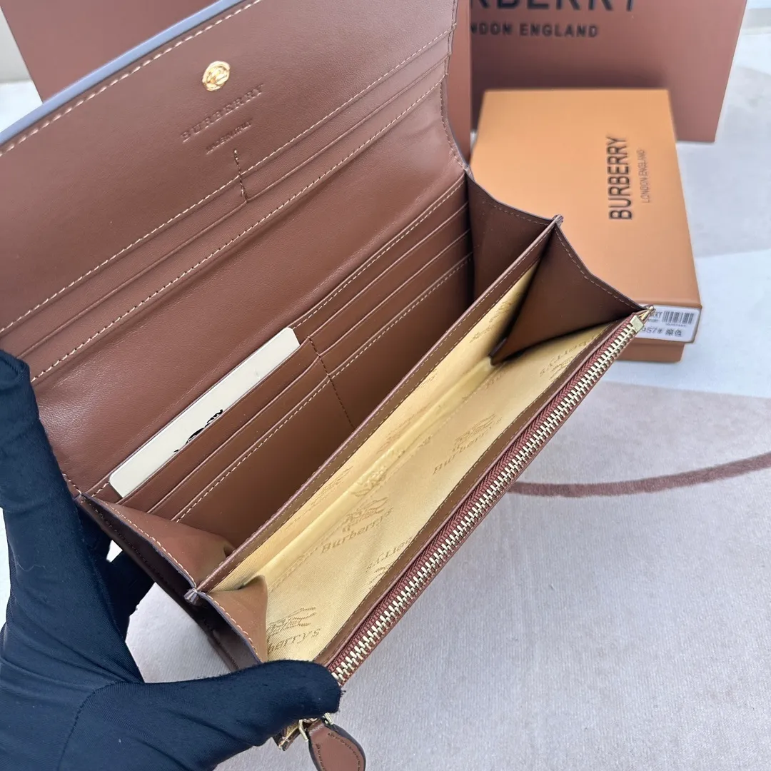 All categories Burberry wallet (Burberry) Burberry 3957