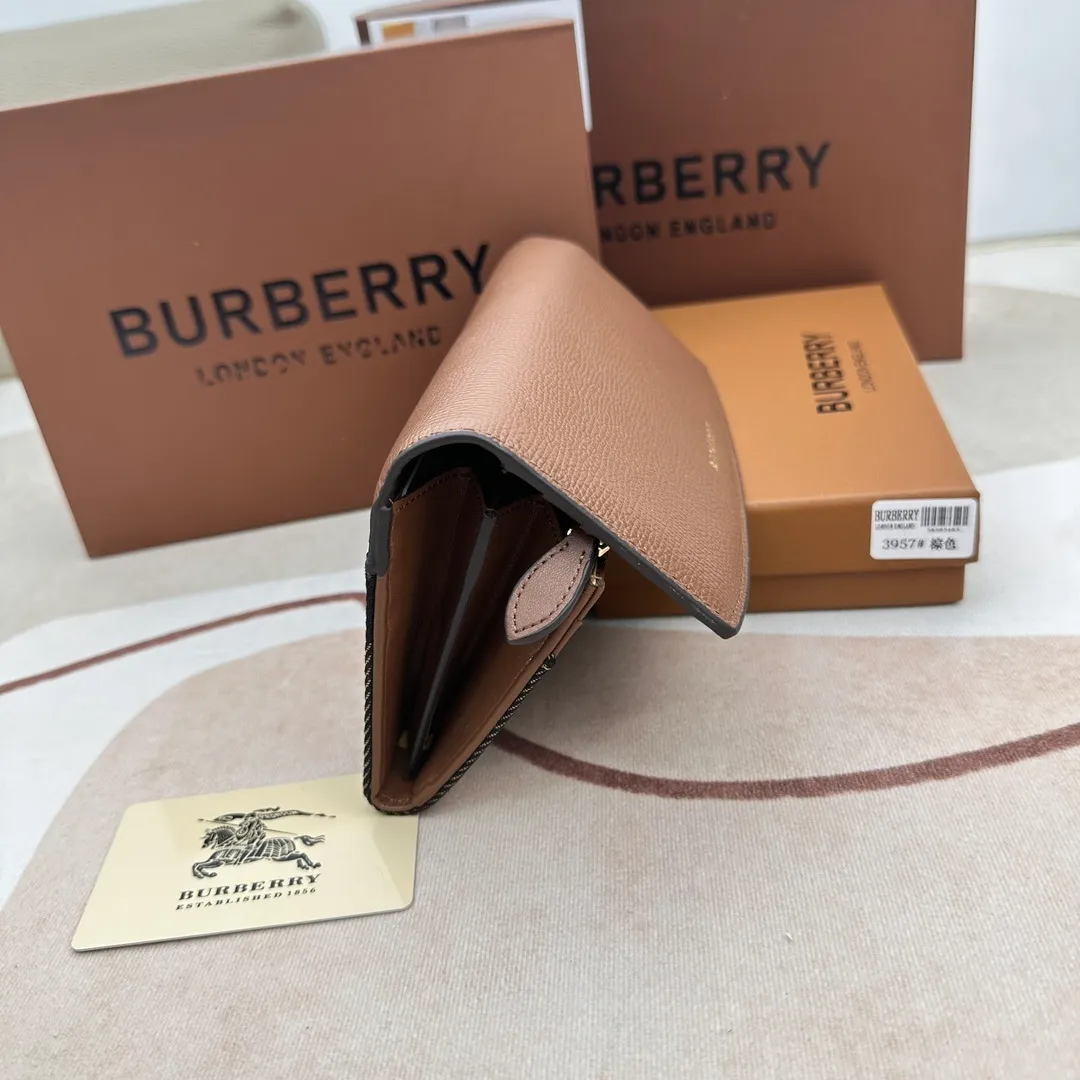 All categories Burberry wallet (Burberry) Burberry 3957
