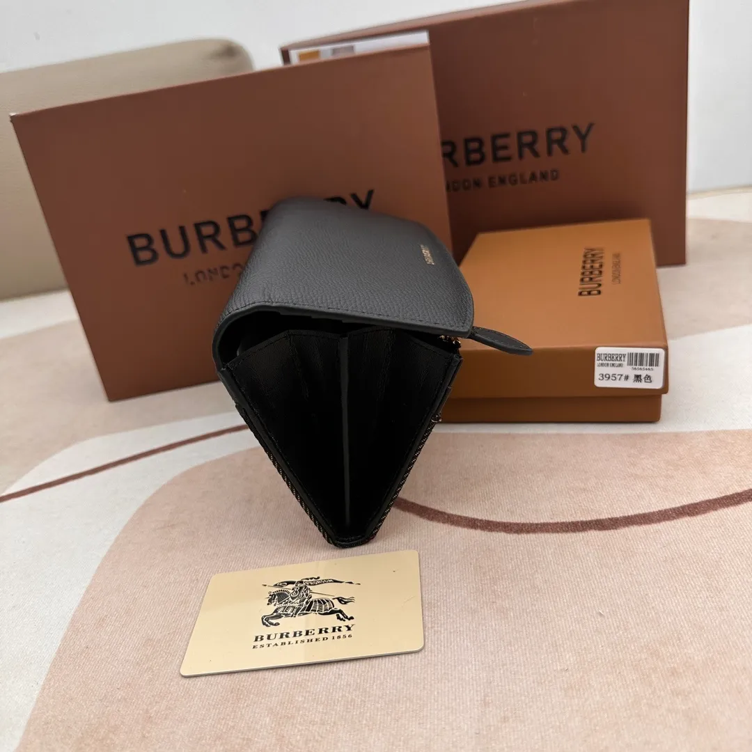 All categories Burberry wallet (Burberry) Burberry 3957