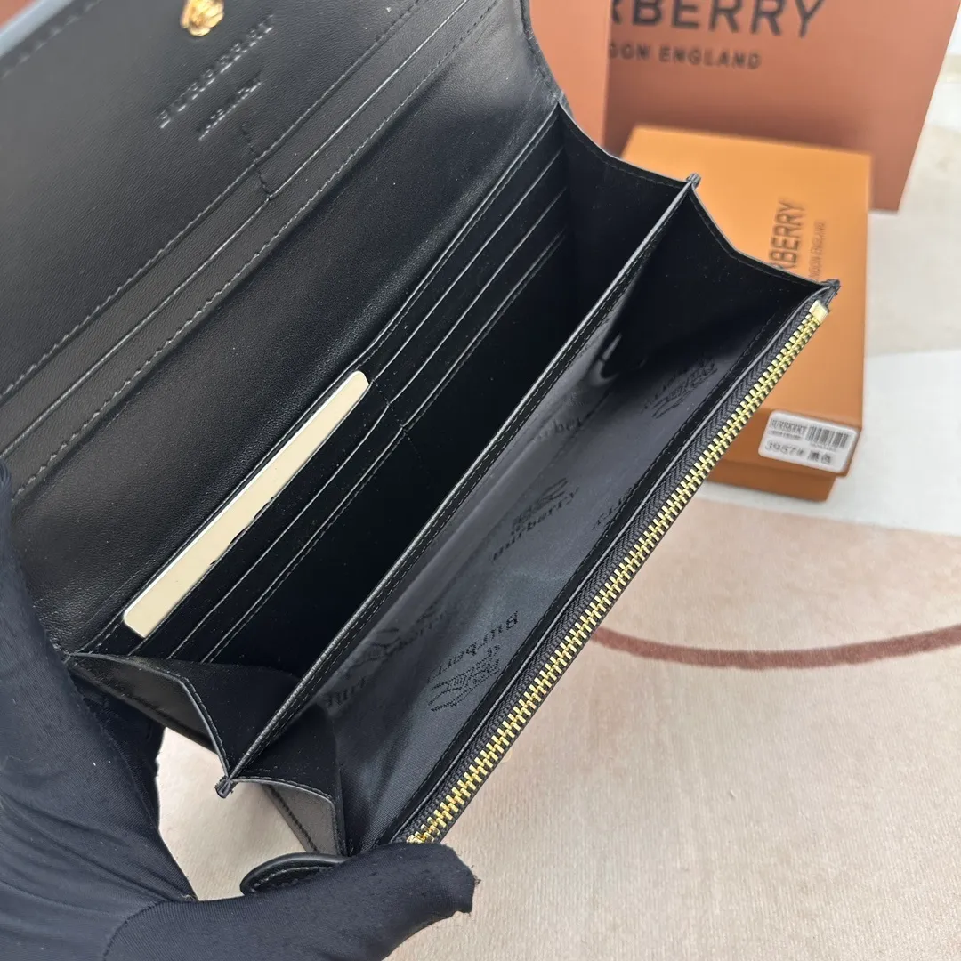 All categories Burberry wallet (Burberry) Burberry 3957