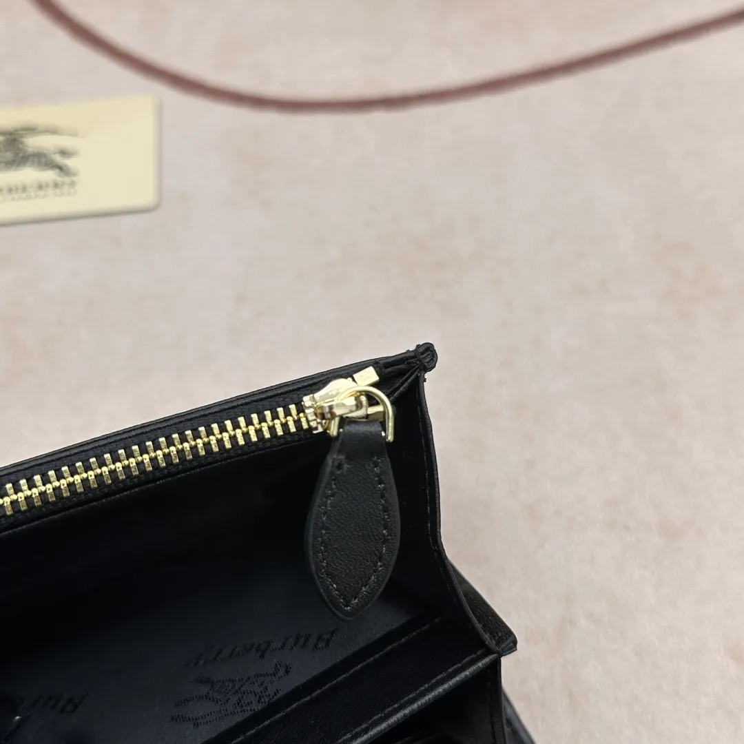All categories Burberry wallet (Burberry) Burberry 3957