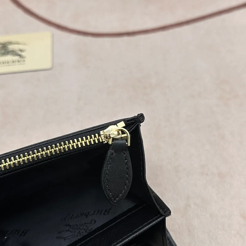 All categories Burberry wallet (Burberry) Burberry 3957