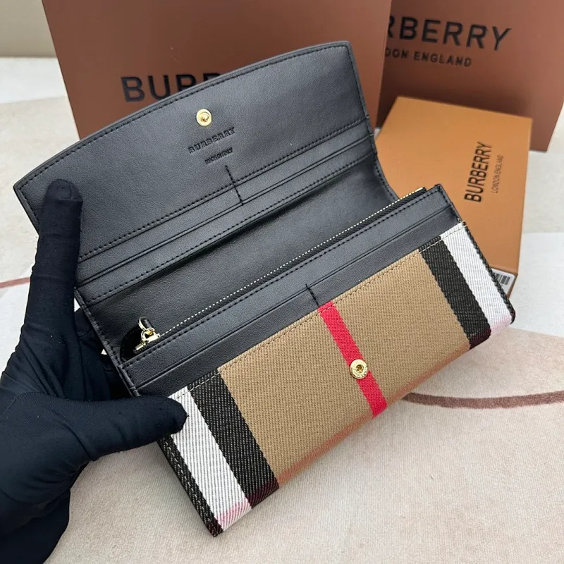 All categories Burberry wallet (Burberry) Burberry 3957