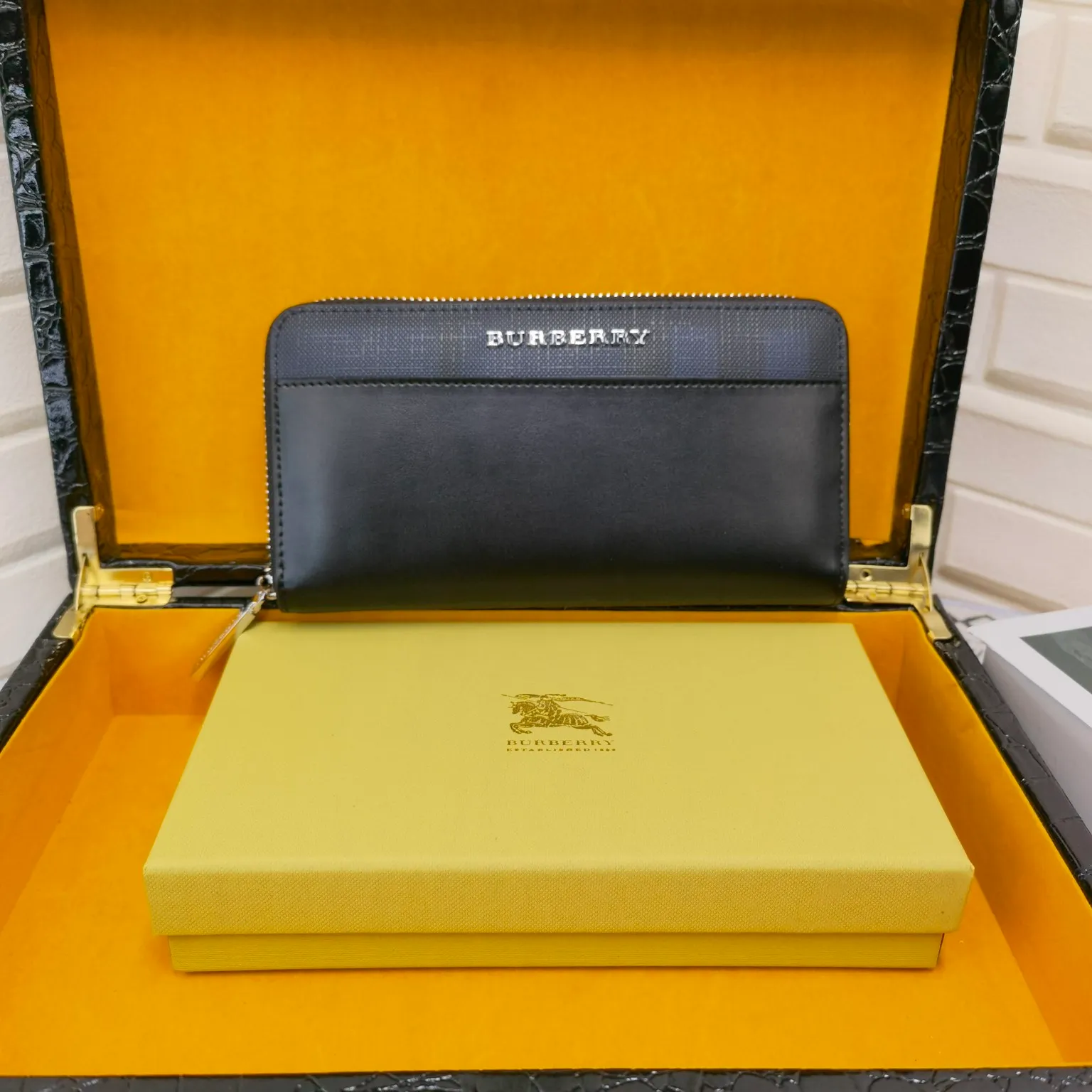 All categories Burberry wallet (Burberry) Burberry 666116