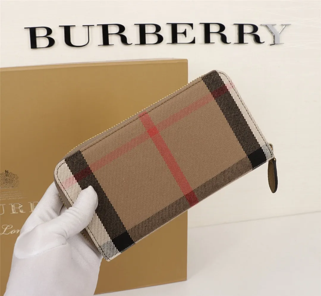 All categories Burberry wallet (Burberry) Burberry 19103