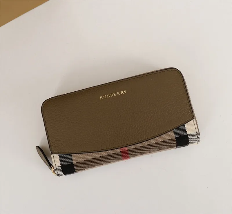 All categories Burberry wallet (Burberry) Burberry 19103