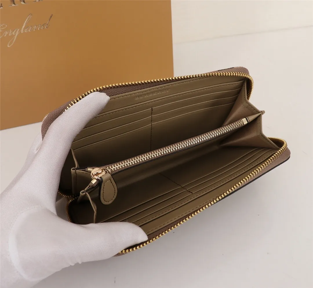 All categories Burberry wallet (Burberry) Burberry 19103
