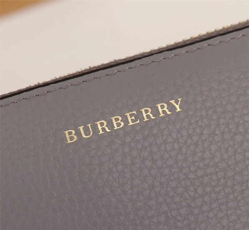 All categories Burberry wallet (Burberry) Burberry 19103