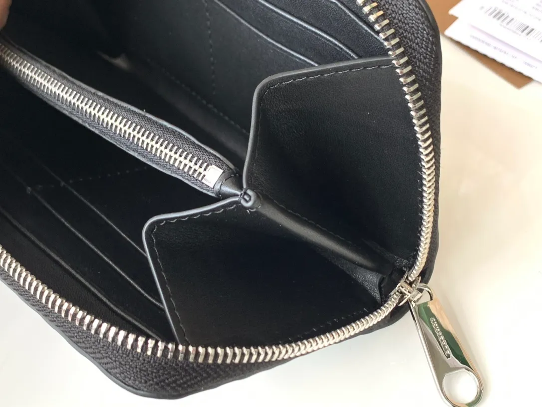All categories Burberry wallet (Burberry) Burberry 80176521