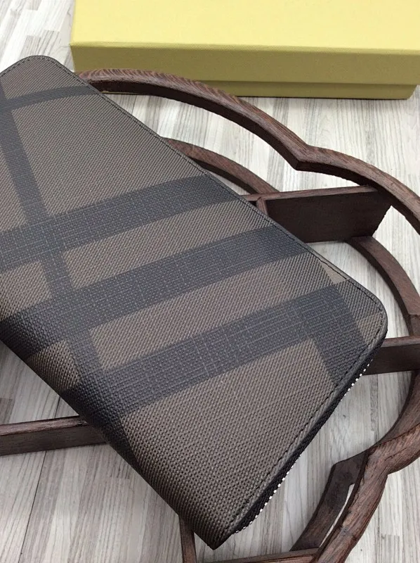 All categories Burberry wallet (Burberry) Burberry, 666040