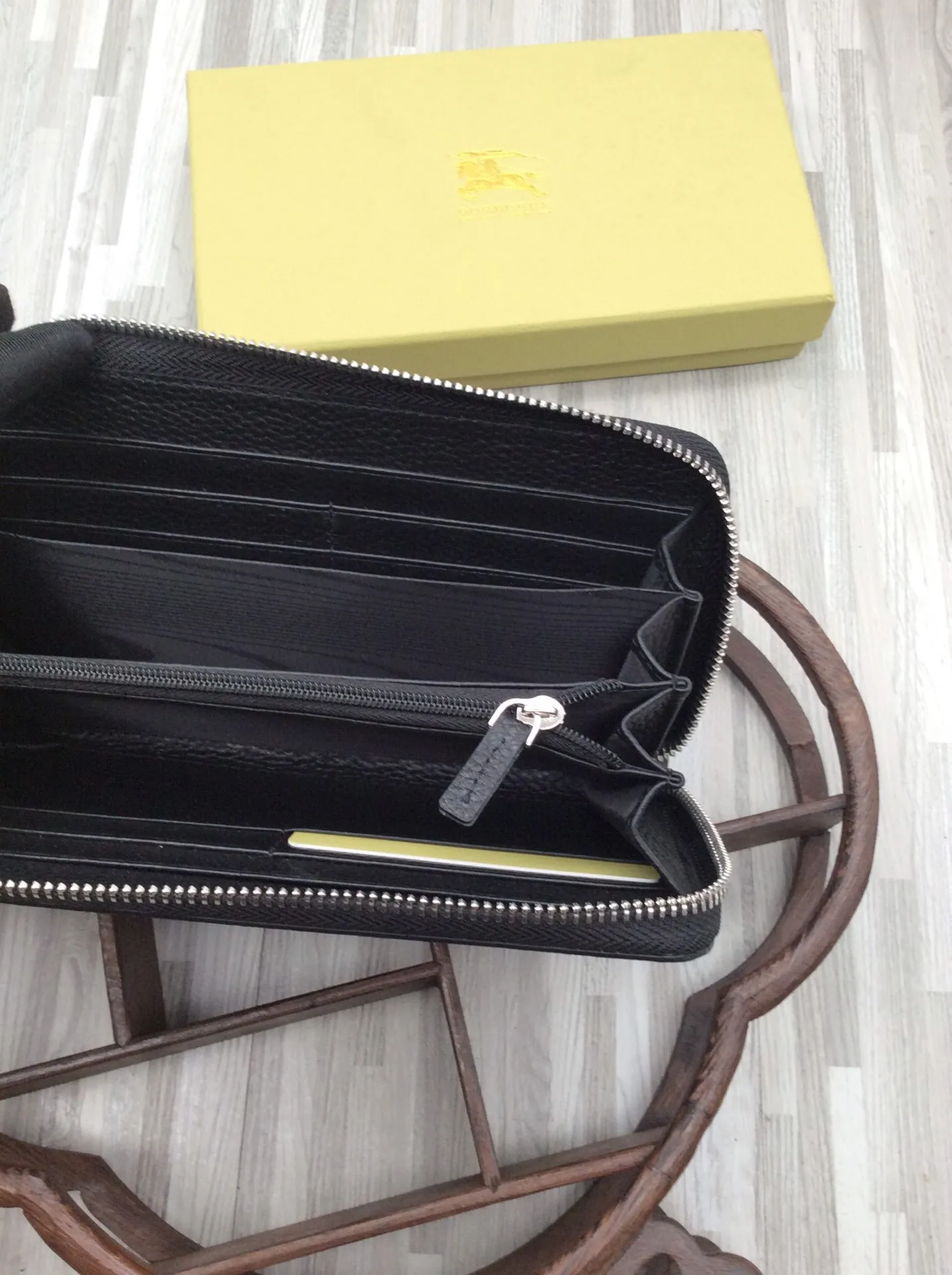 All categories Burberry wallet (Burberry) Burberry, 666040