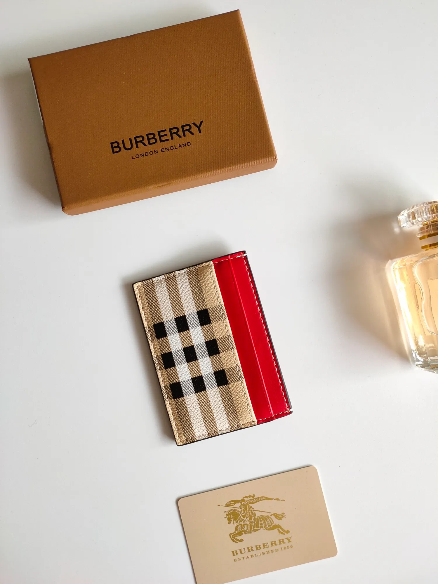 All categories Burberry wallet (Burberry) Burberry 8048