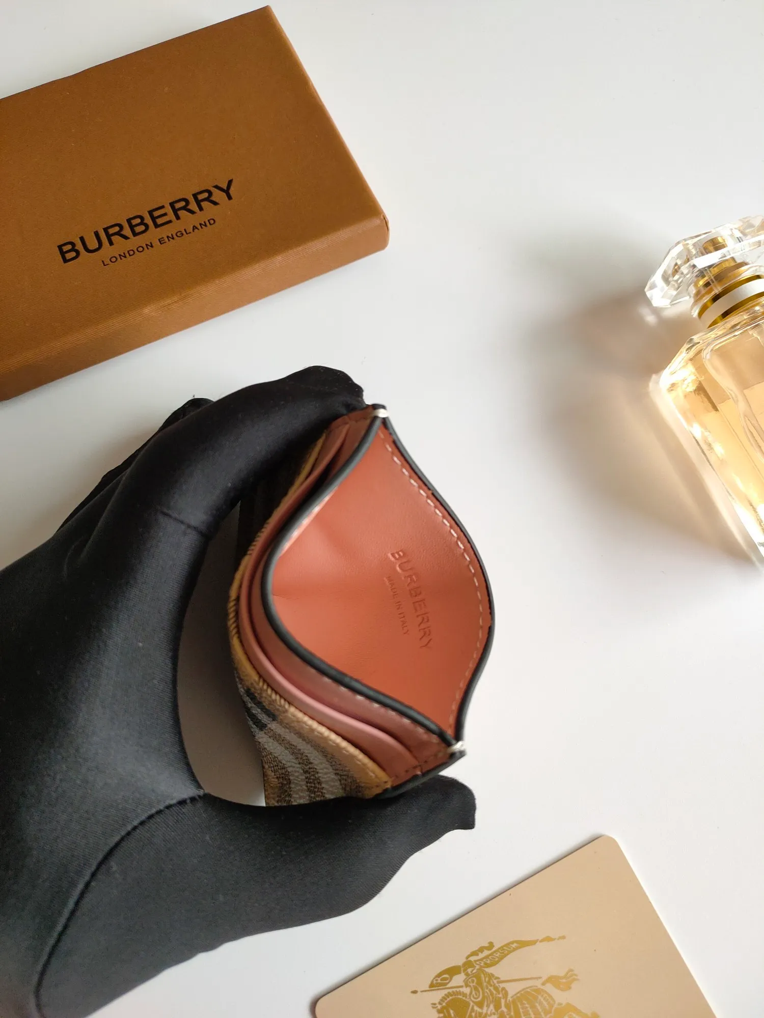 All categories Burberry wallet (Burberry) Burberry 8048