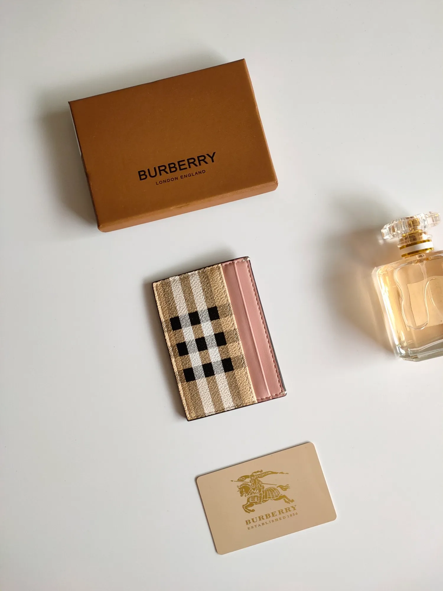 All categories Burberry wallet (Burberry) Burberry 8048