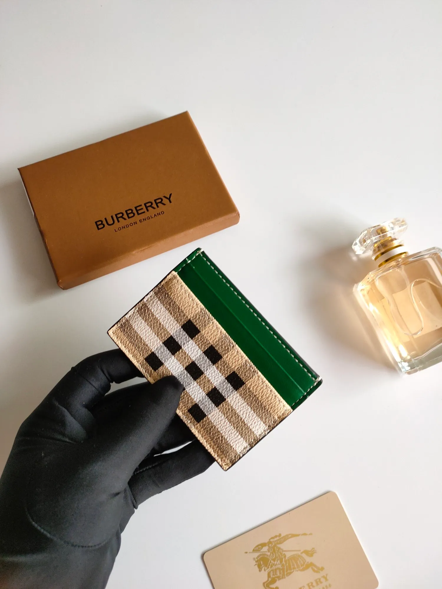 All categories Burberry wallet (Burberry) Burberry 8048