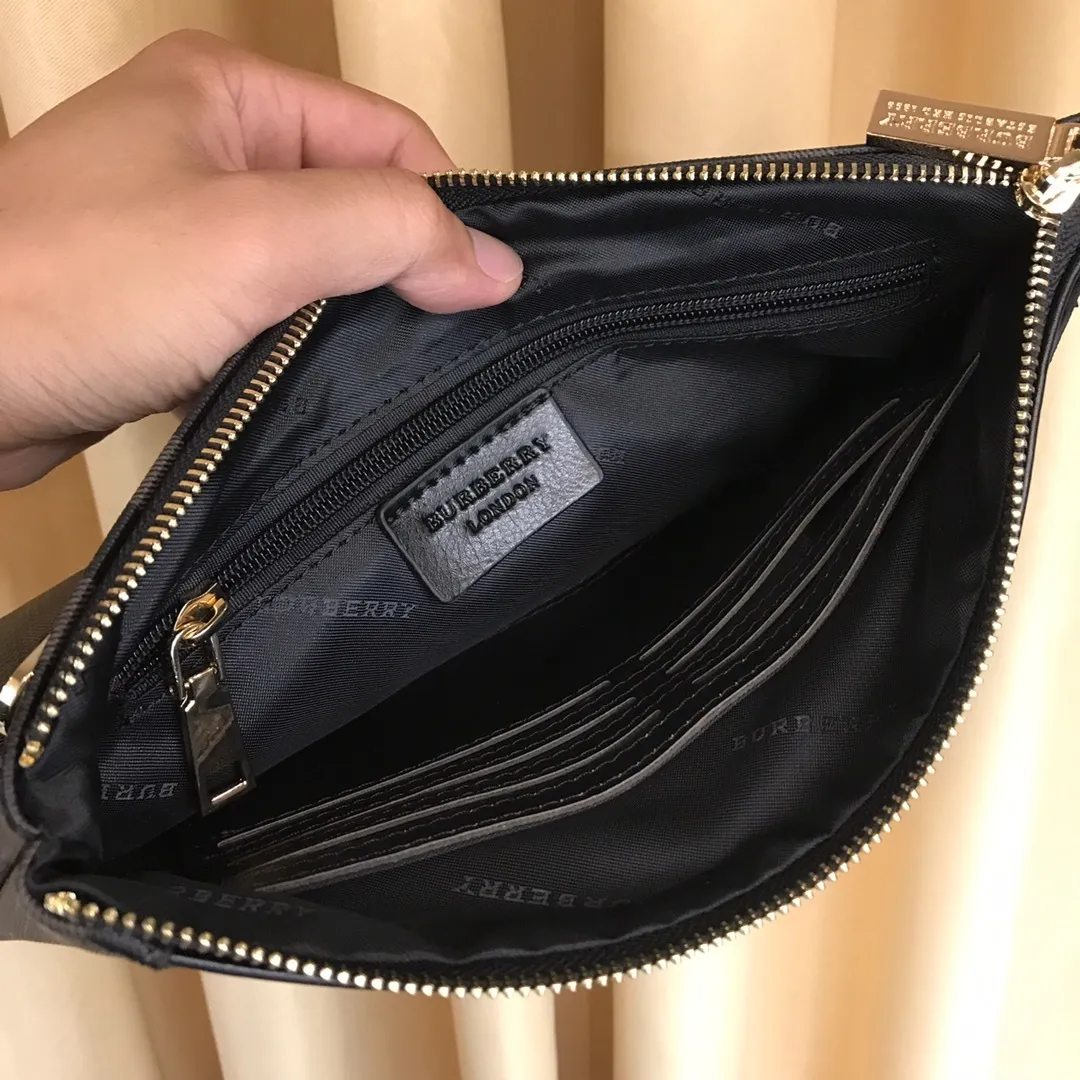 All Categories Burberry Wallet Burberry 381-5