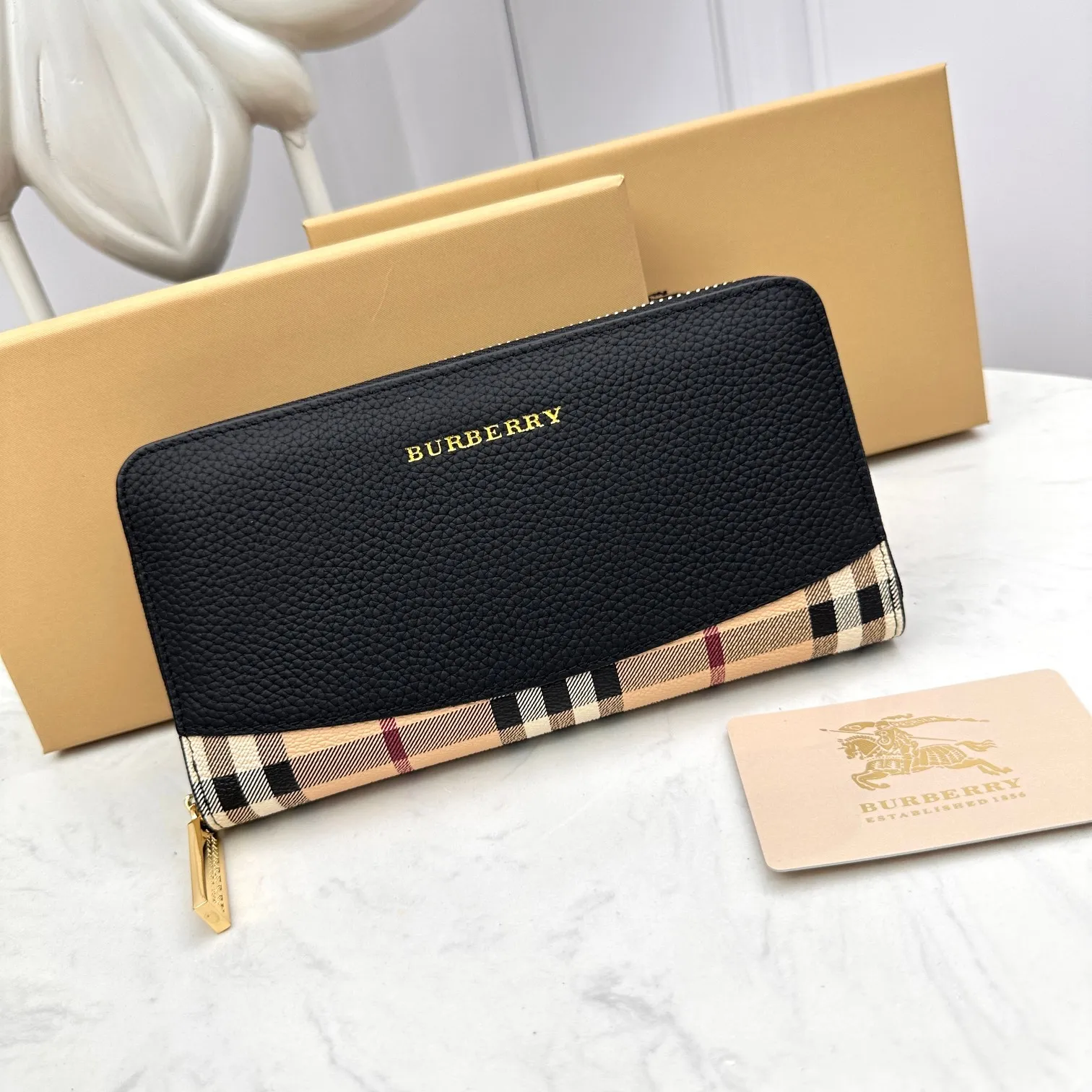 All categories Burberry wallet (Burberry) Burberry 6660101