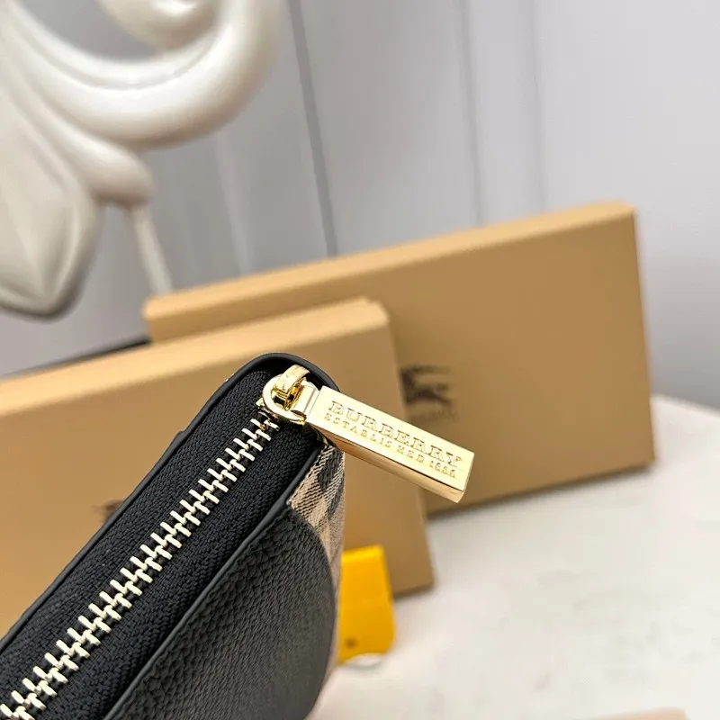 All categories Burberry wallet (Burberry) Burberry 6660101