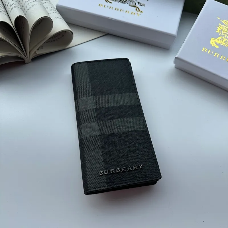 All categories Burberry wallet (Burberry) Burberry 507