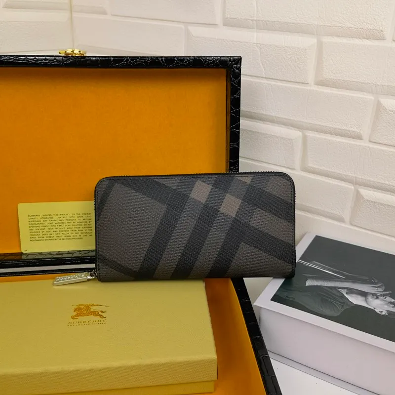 All categories Burberry wallet (Burberry) Burberry 666040