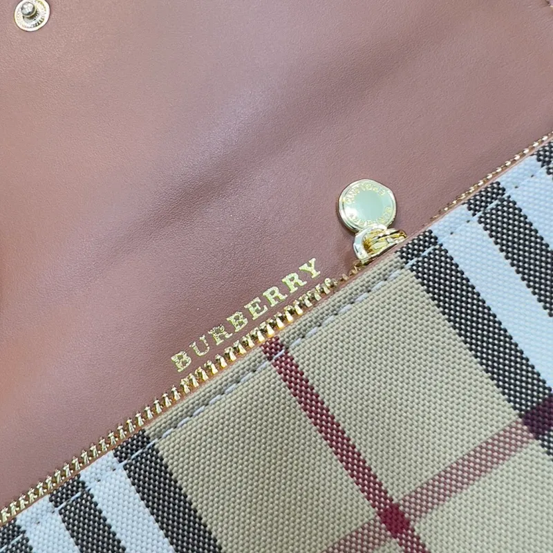 All categories Burberry wallet (Burberry) Burberry 1185