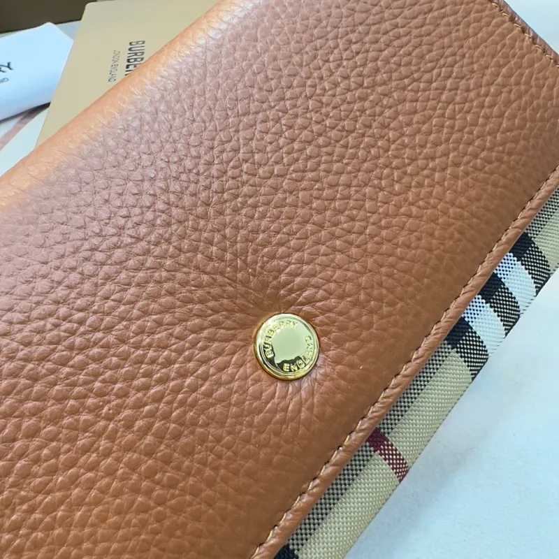 All categories Burberry wallet (Burberry) Burberry 1185