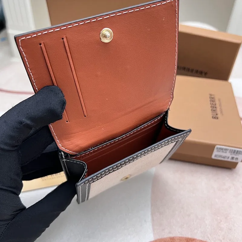 All categories Burberry wallet (Burberry) Burberry 80395481