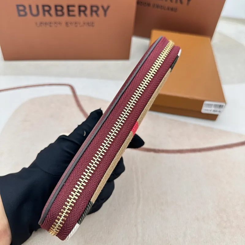 All categories Burberry wallet (Burberry) Burberry 3341