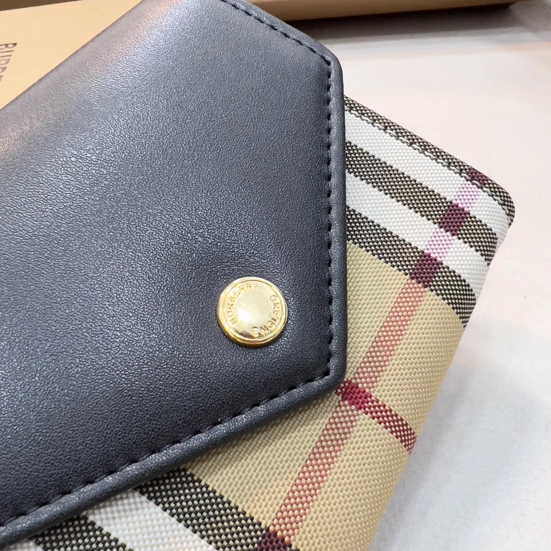 All categories Burberry wallet (Burberry) Burberry 1186-2