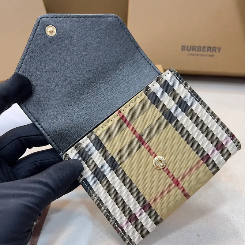 All categories Burberry wallet (Burberry) Burberry 1186-2