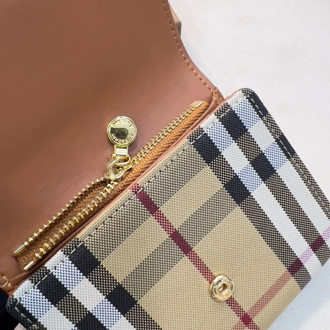 All categories Burberry wallet (Burberry) Burberry 1186-2